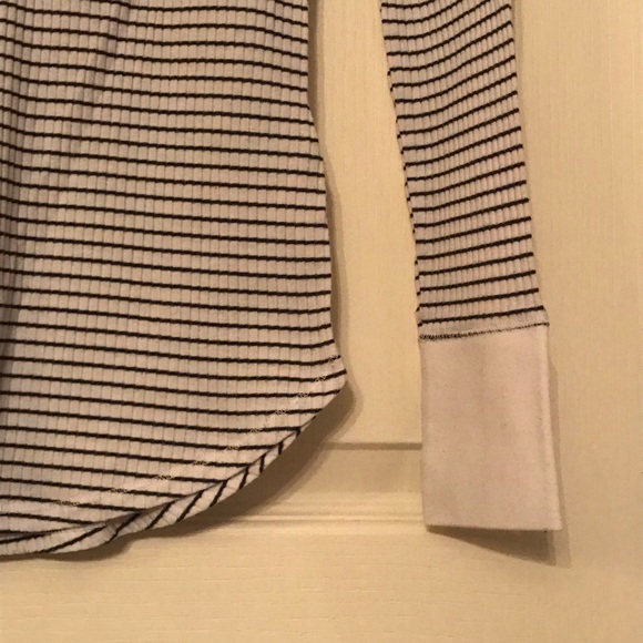 Abercrombie & Fitch henley - Picture 4 of 5